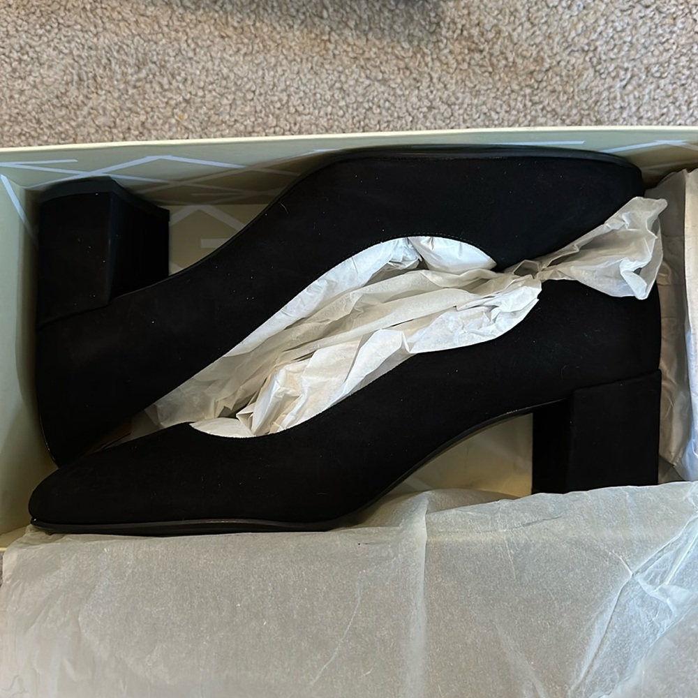 Margaux “the heel” size 10 women’s. New in box.